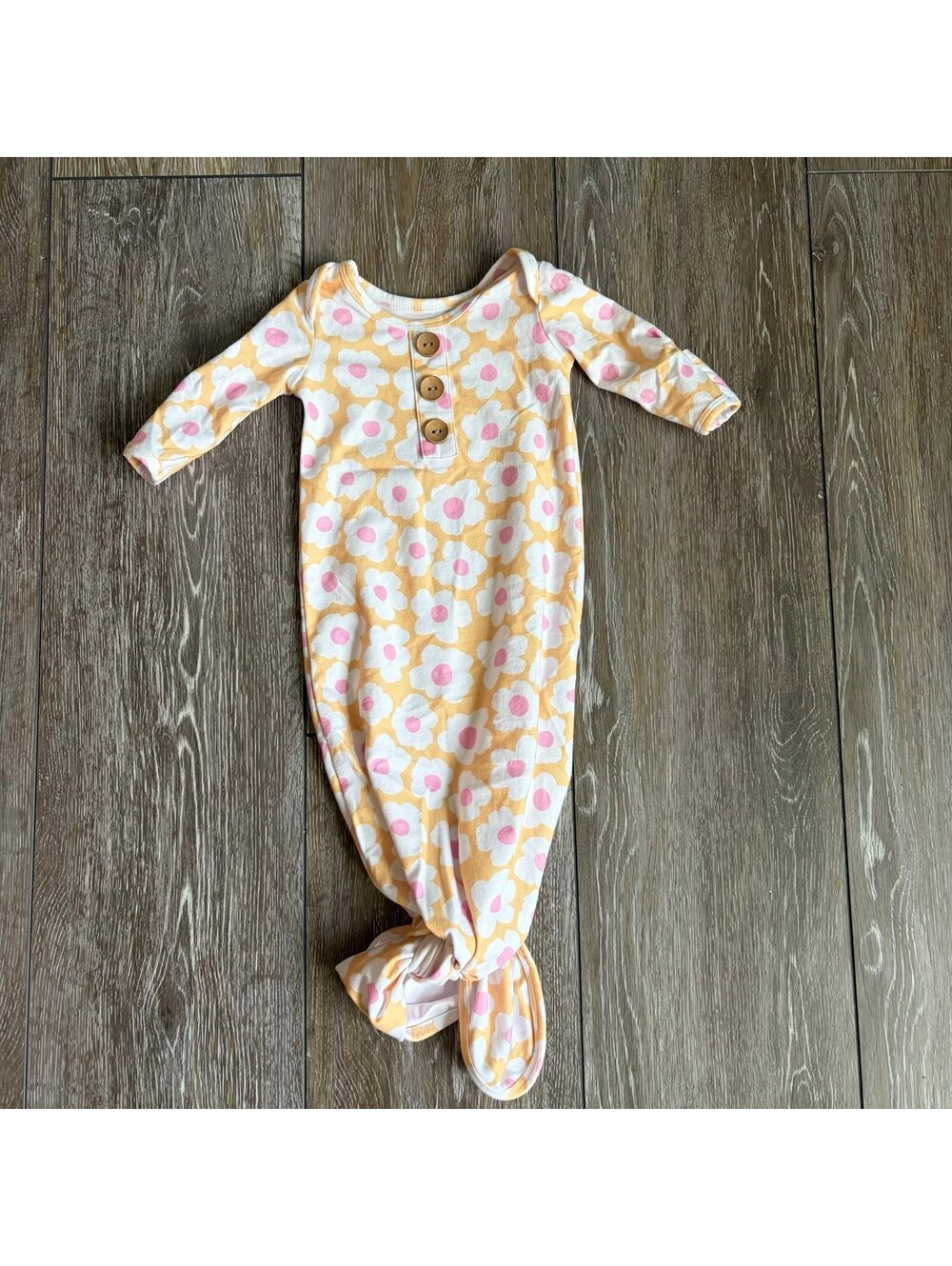 Caden Lane Newborn Knot Gown